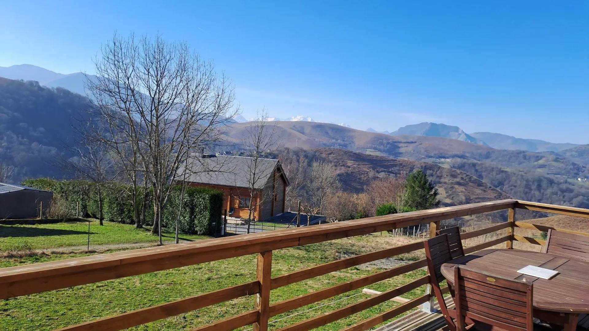 Chalet Dans Les Hautes- Pyrenees Entre Lourdes Et Bagneres Calme Et Vue Magnifique Arrodets-ez-Angles